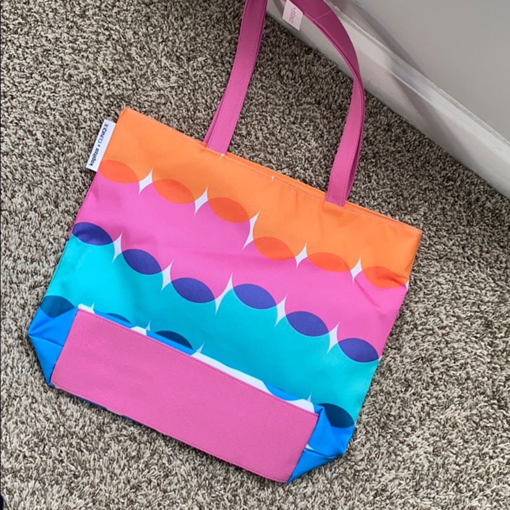 Clinique tote